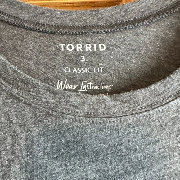 Torrid Charcoal Classic Fit Tee - Picture 2 of 2